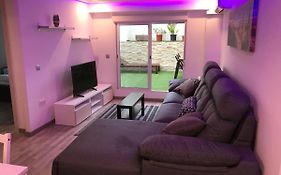 Manya Apartment